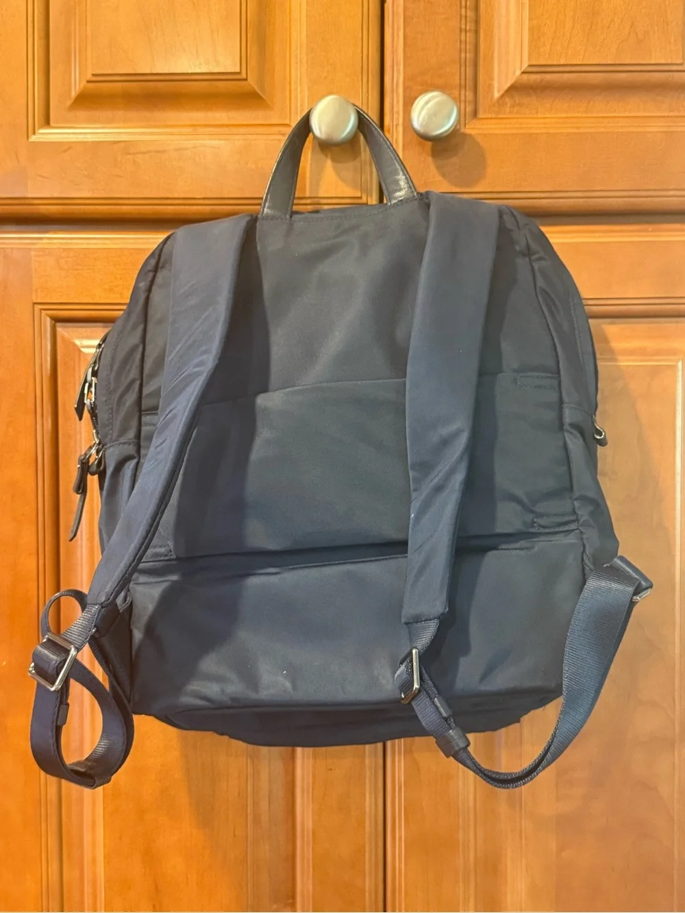 Tumi Black Nylon women’s  Backpack - Everyday Travel Pack